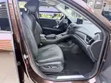 Фото 9 - Acura RDX