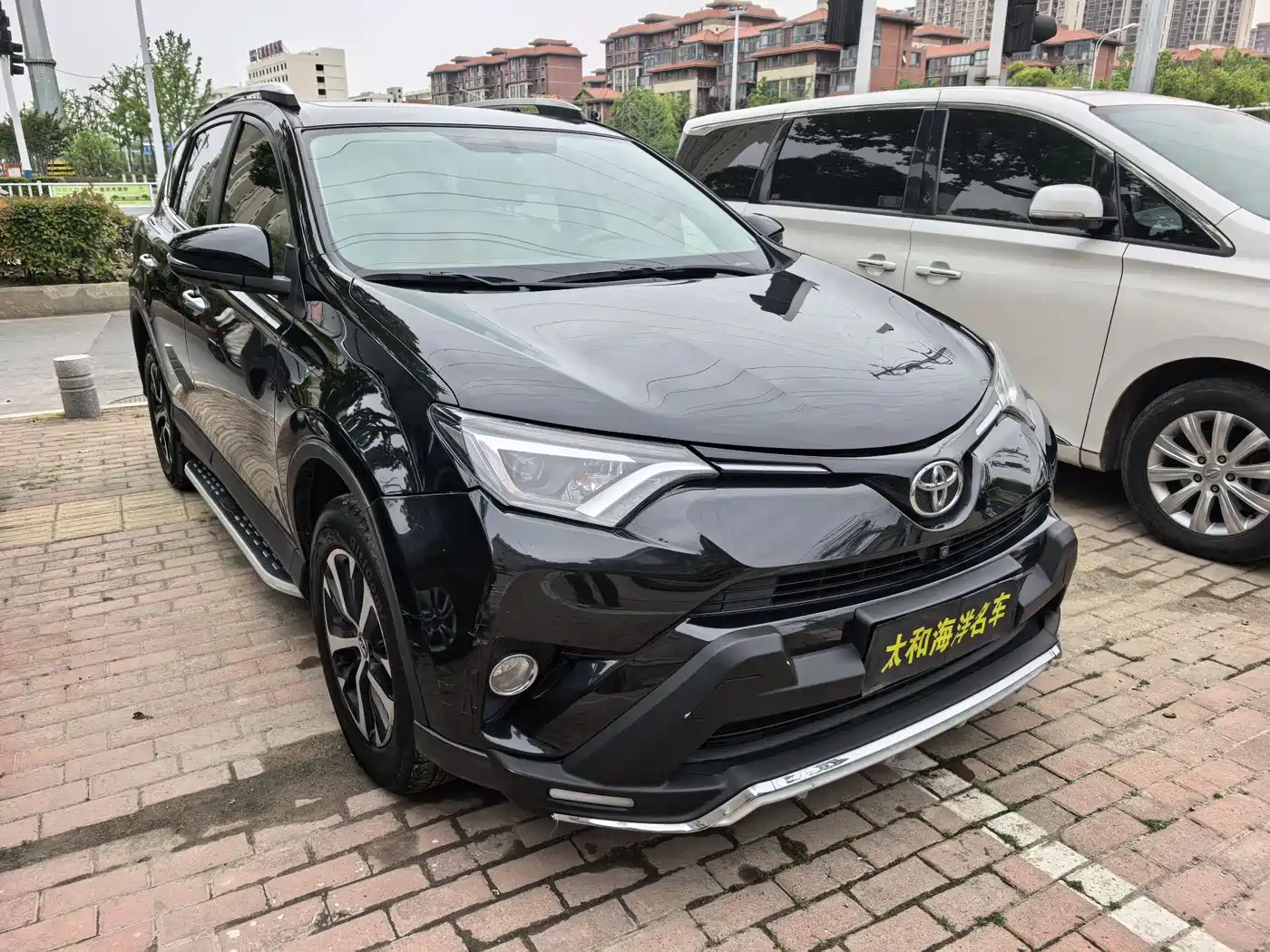 Toyota RAV4 Rongfang 2016 2.0L CVT 2WD Smart (China V) фото 3