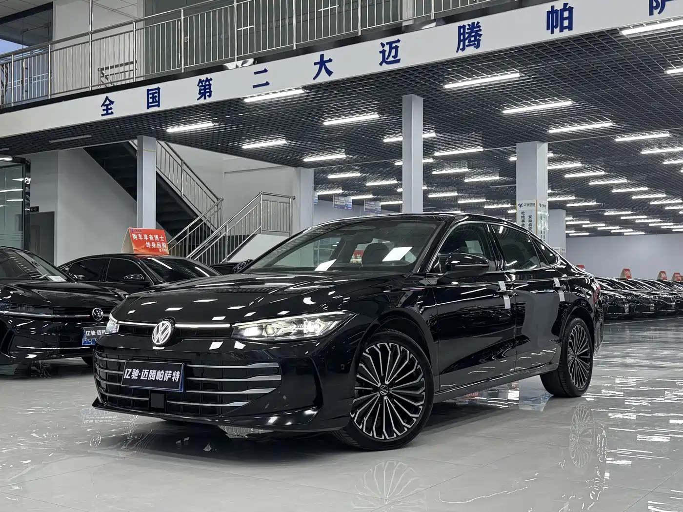 Volkswagen Passat 2025 Pro 380TSI Dragon Prestige Edition