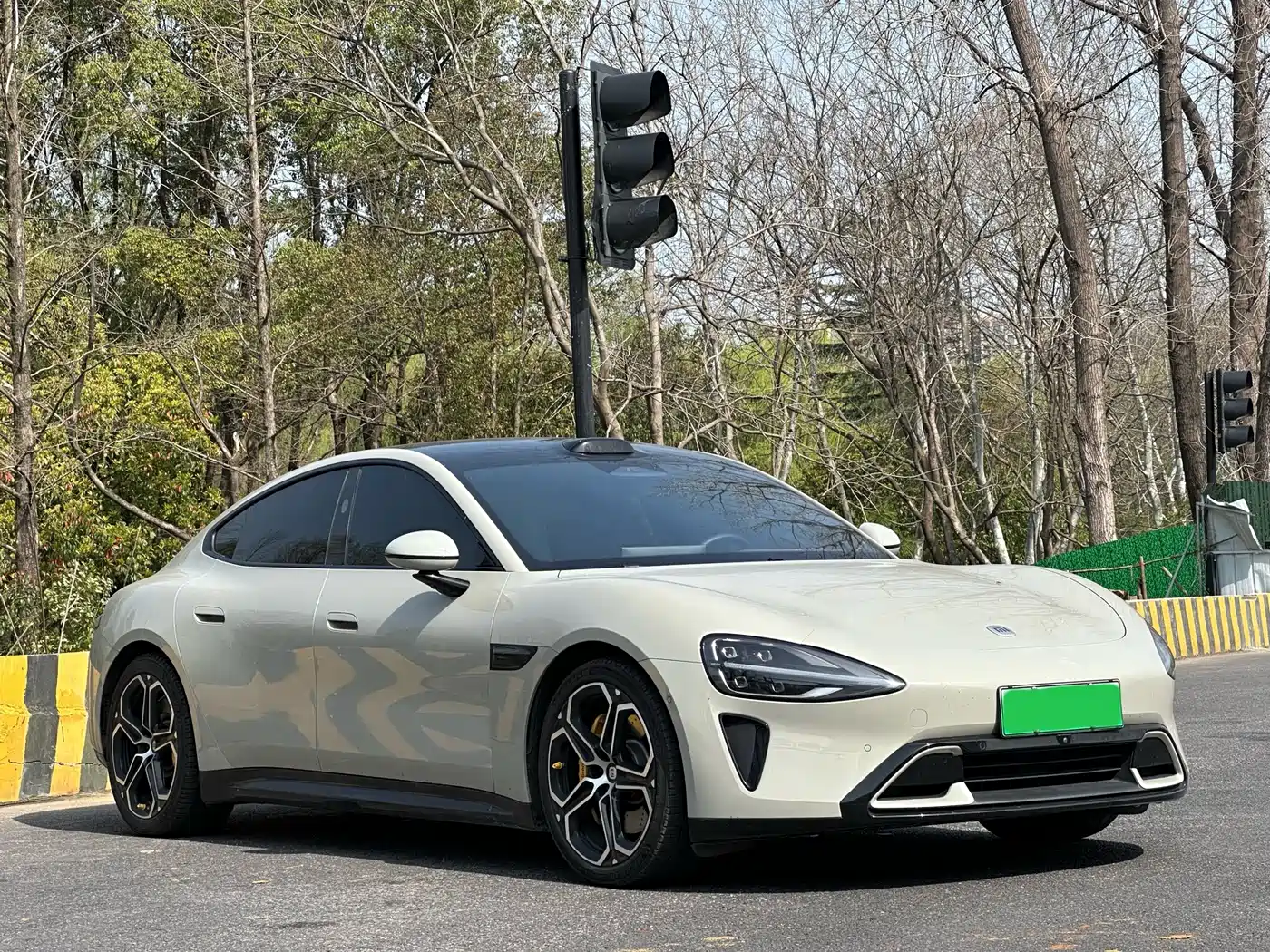 XIAOMI CAR XIAOMI SU7