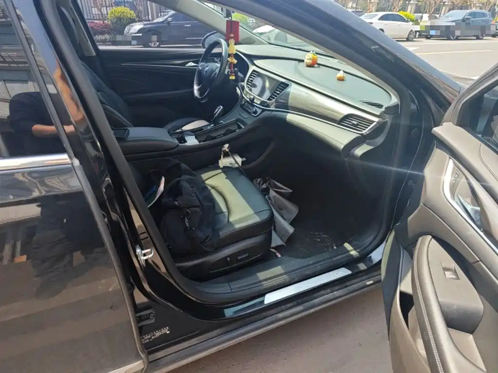 Buick LaCrosse 2021 652T Luxury Edition фото 20