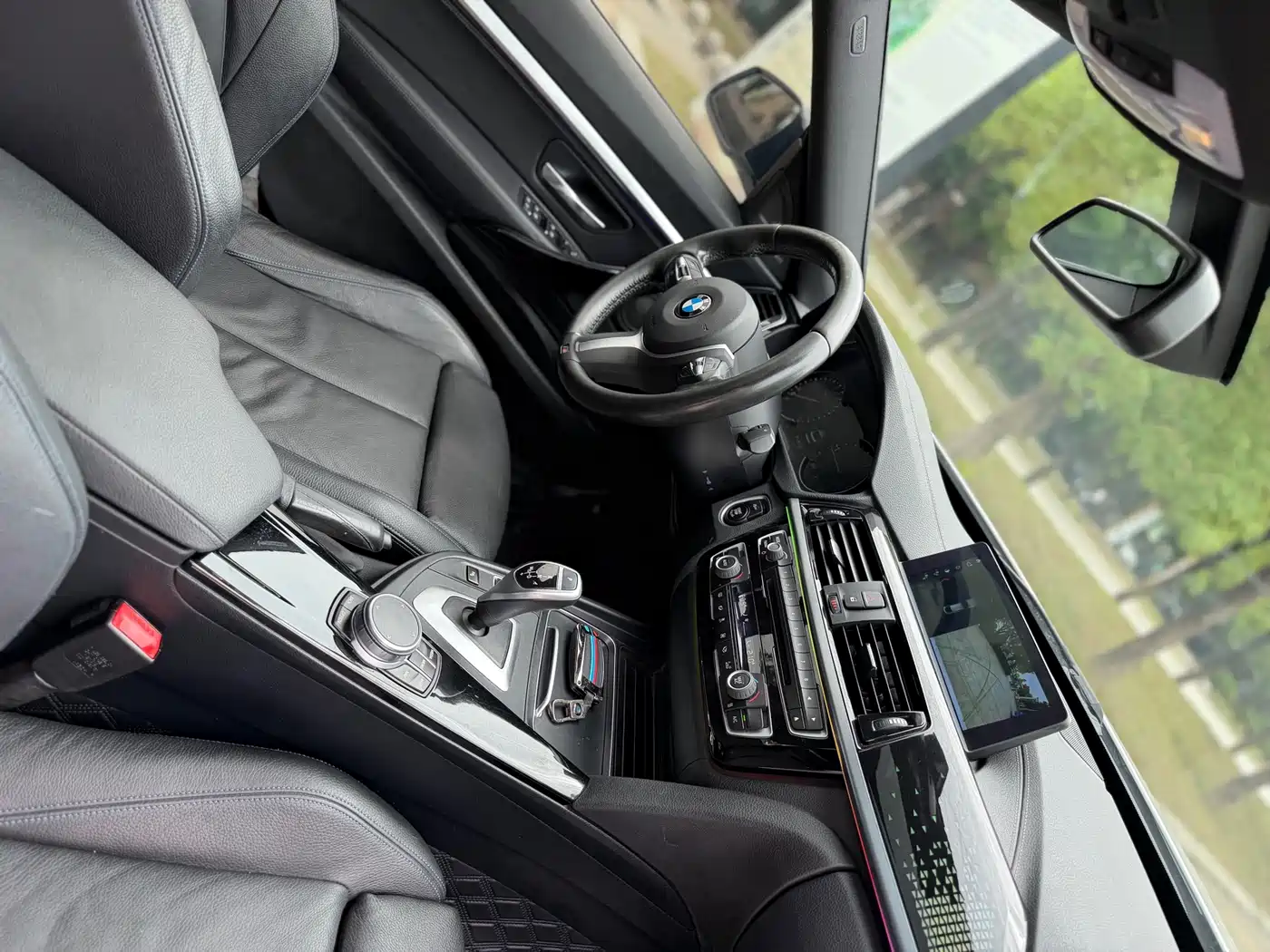 BMW 3 Series GT 2019 320i M Sport Model фото 11
