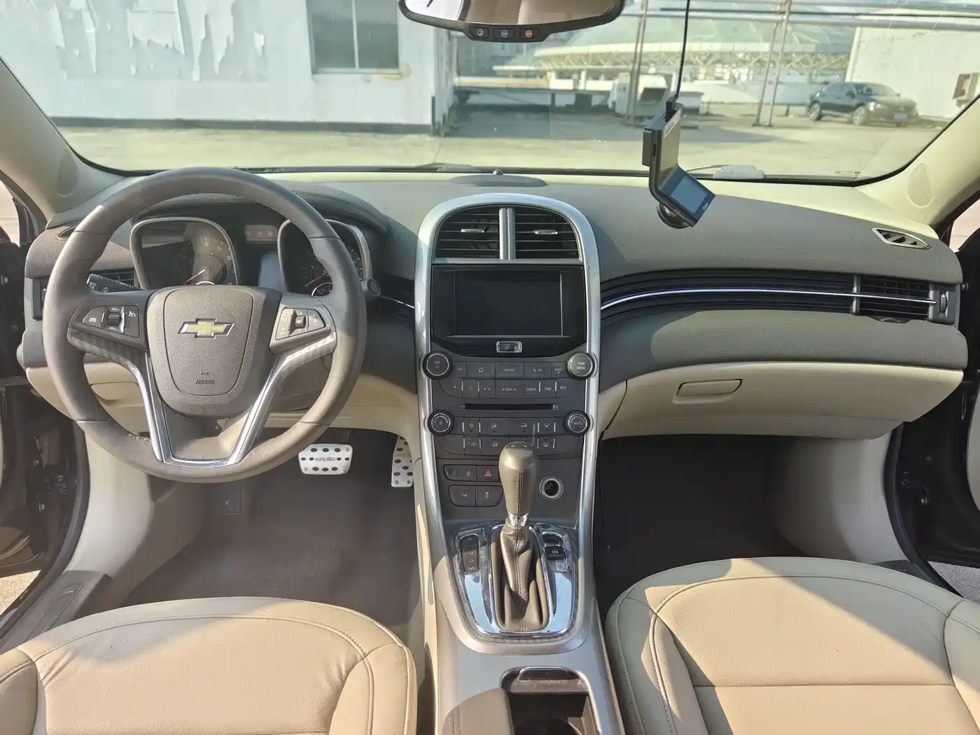 Chevrolet Malibu 2013 2.4L Automatic Luxury Edition фото 8