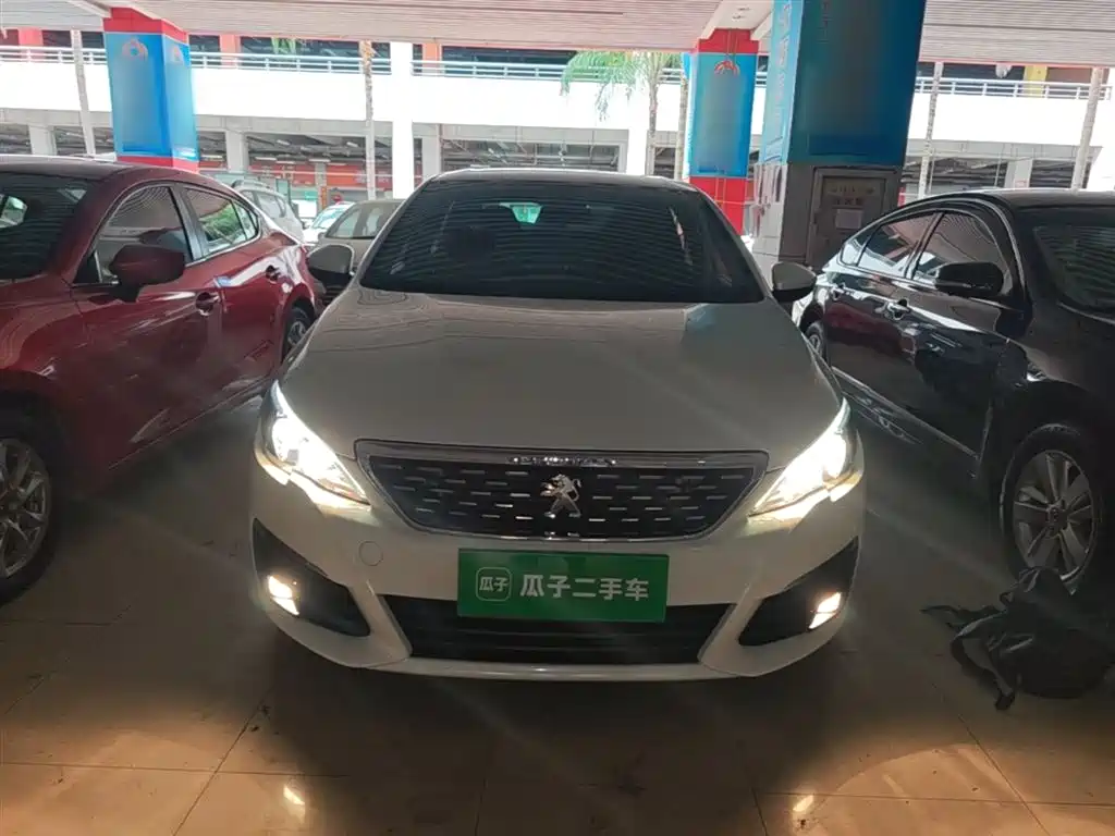 Peugeot 308 2019 230THP Automatic Luxury Edition China V фото 3