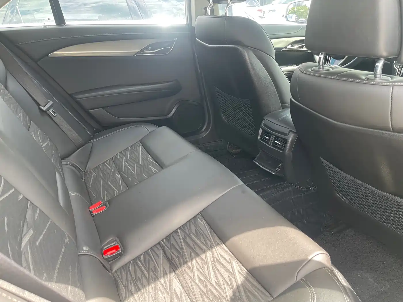Cadillac ATS-L 2017 28T Technology фото 6