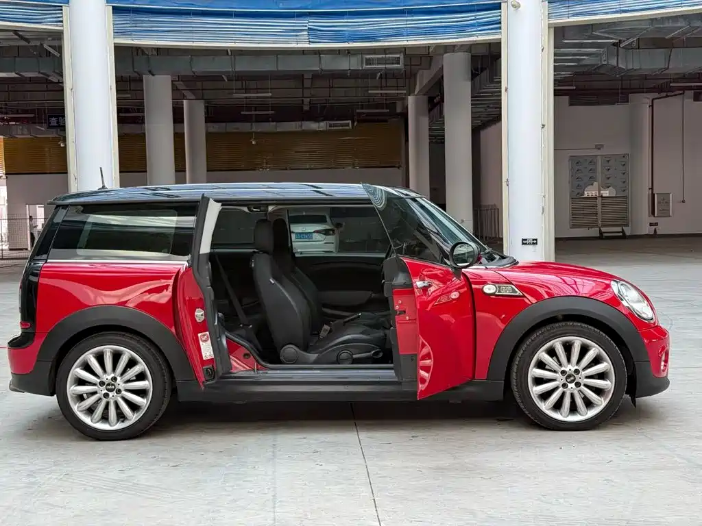 MINI CLUBMAN 2010 2010 1.6L COOPER Cheer