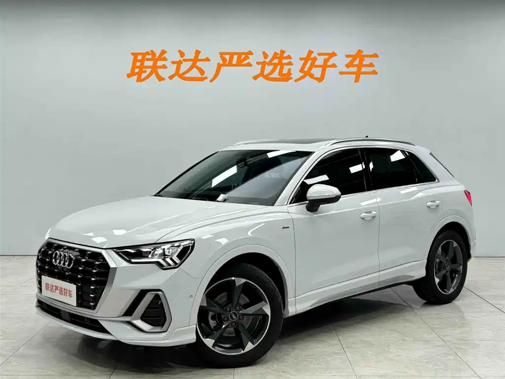 Audi Q3 2026 2023 35 TFSI Fashion Dynamic (1.4T)