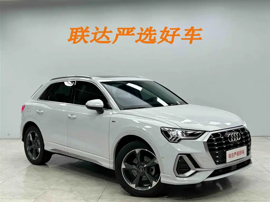 Audi Q3 2026 2023 35 TFSI Fashion Dynamic (1.4T)