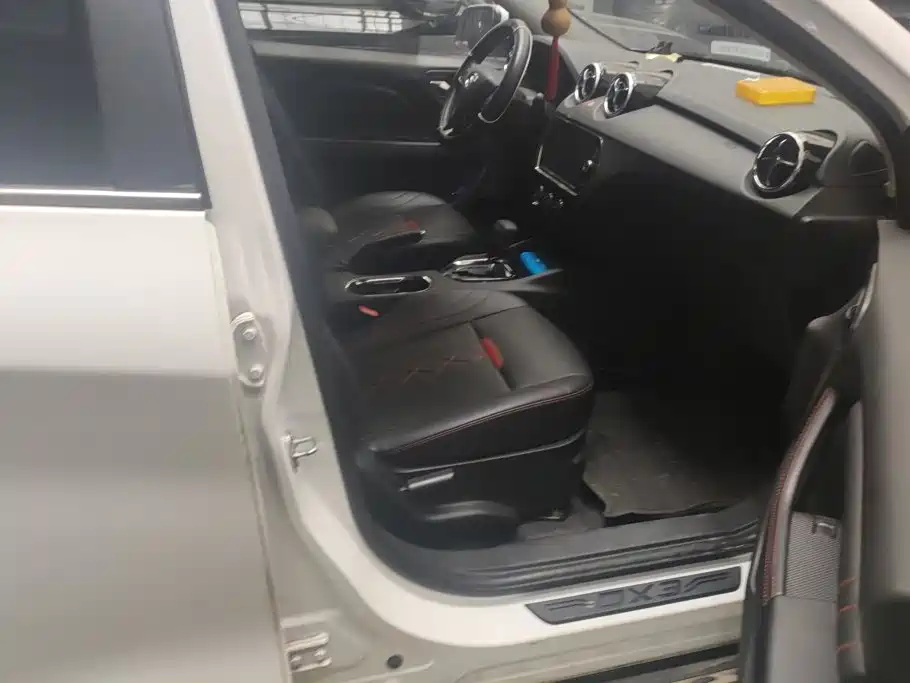 Soueast DX3 2018 2018 1.5T CVT Flagship
