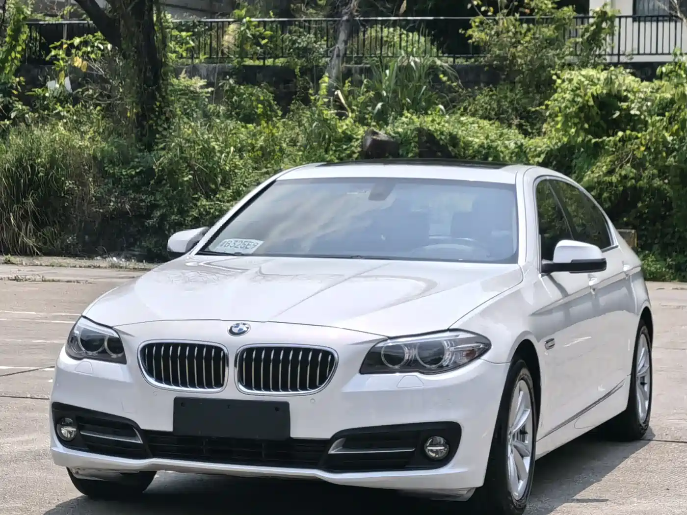 BMW 5 Series 2017 520Li Classic Edition