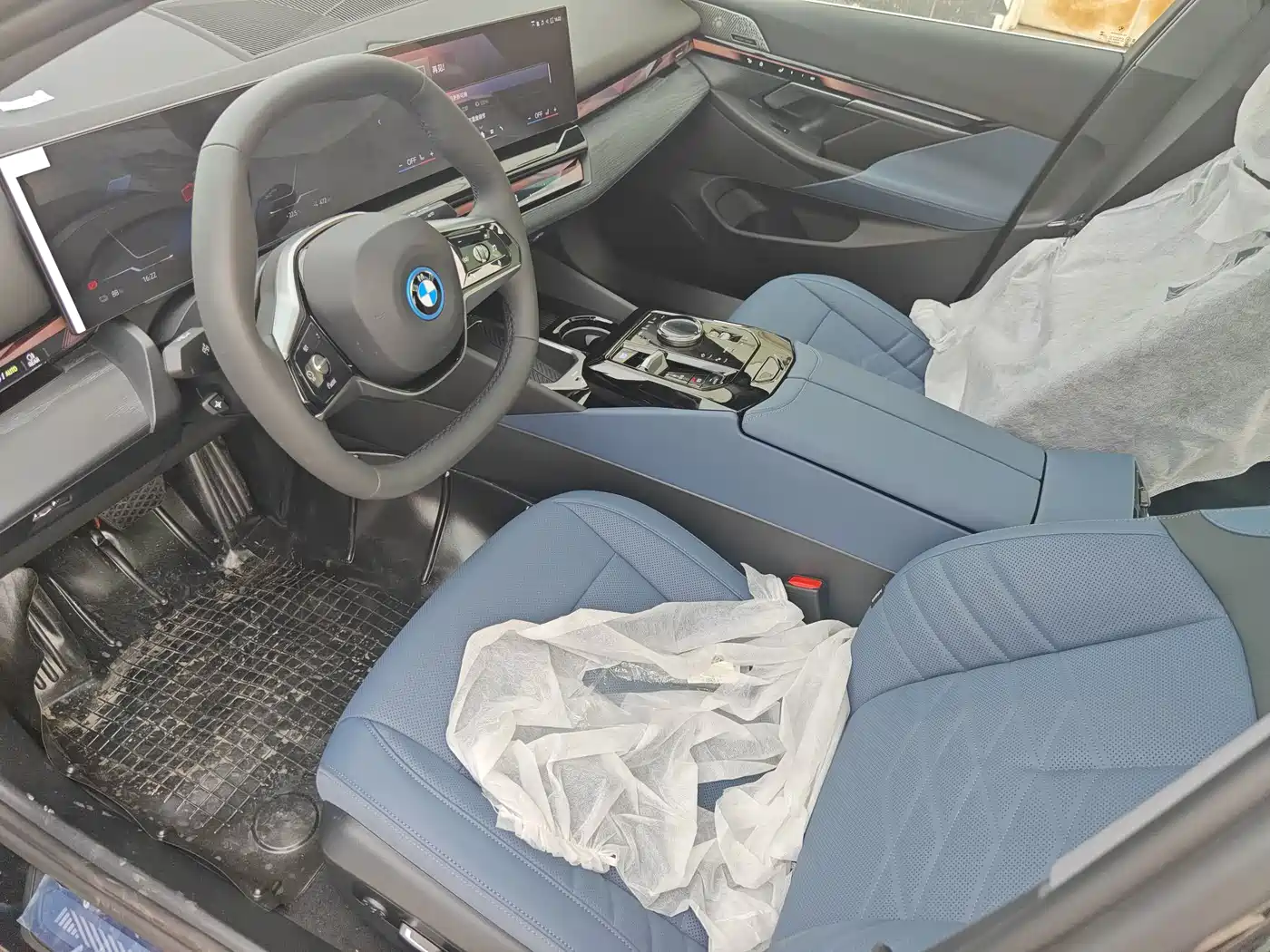 BMW i5 2024 eDrive 35L Premium Luxury Package фото 10