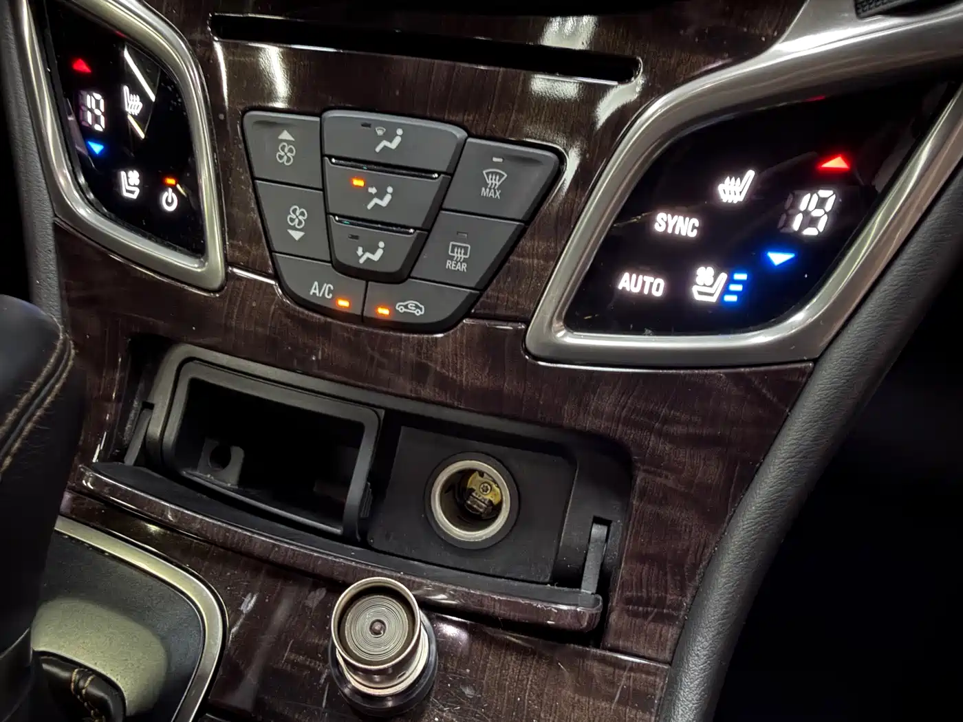 Buick LaCrosse 2013 2013 2.4L SIDI Luxury Comfort