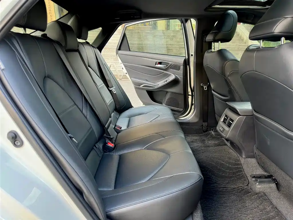 Toyota Avalon 2019 2.0L Luxury Edition (China VI) фото 14
