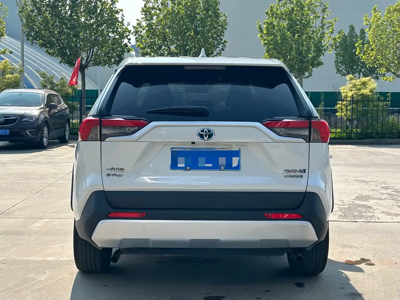 Toyota RAV4 Rongfang 2020 Hybrid 2.5L E-CVT 4WD Elite PLUS фото 11
