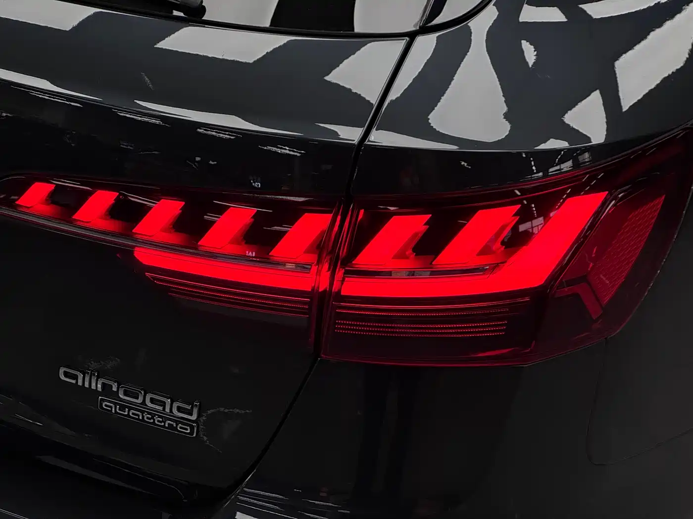AUDI A4 (IMPORT)