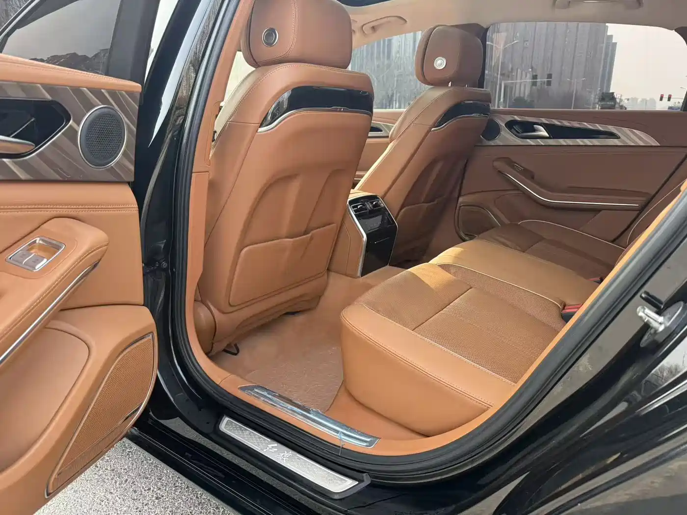 Hongqi H9 2020 2.0T Smart Connection Qi Xiang Edition фото 6