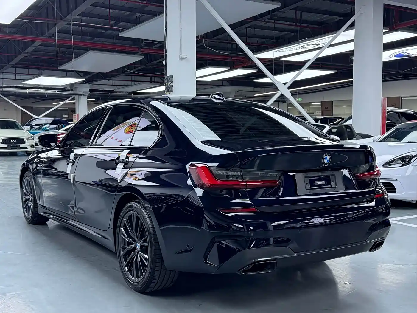 BMW 3 Series 2022 325Li M Sport Shadow Edition фото 18