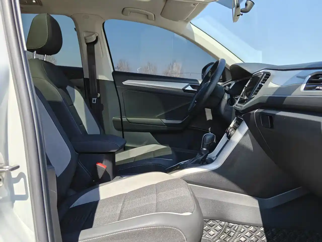 Volkswagen T-ROC 2022 280TSI DSG 2WD Elite PLUS фото 21