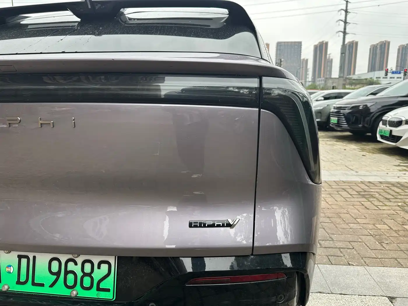 HiPhi Y 2023 560km Pioneer Edition фото 8
