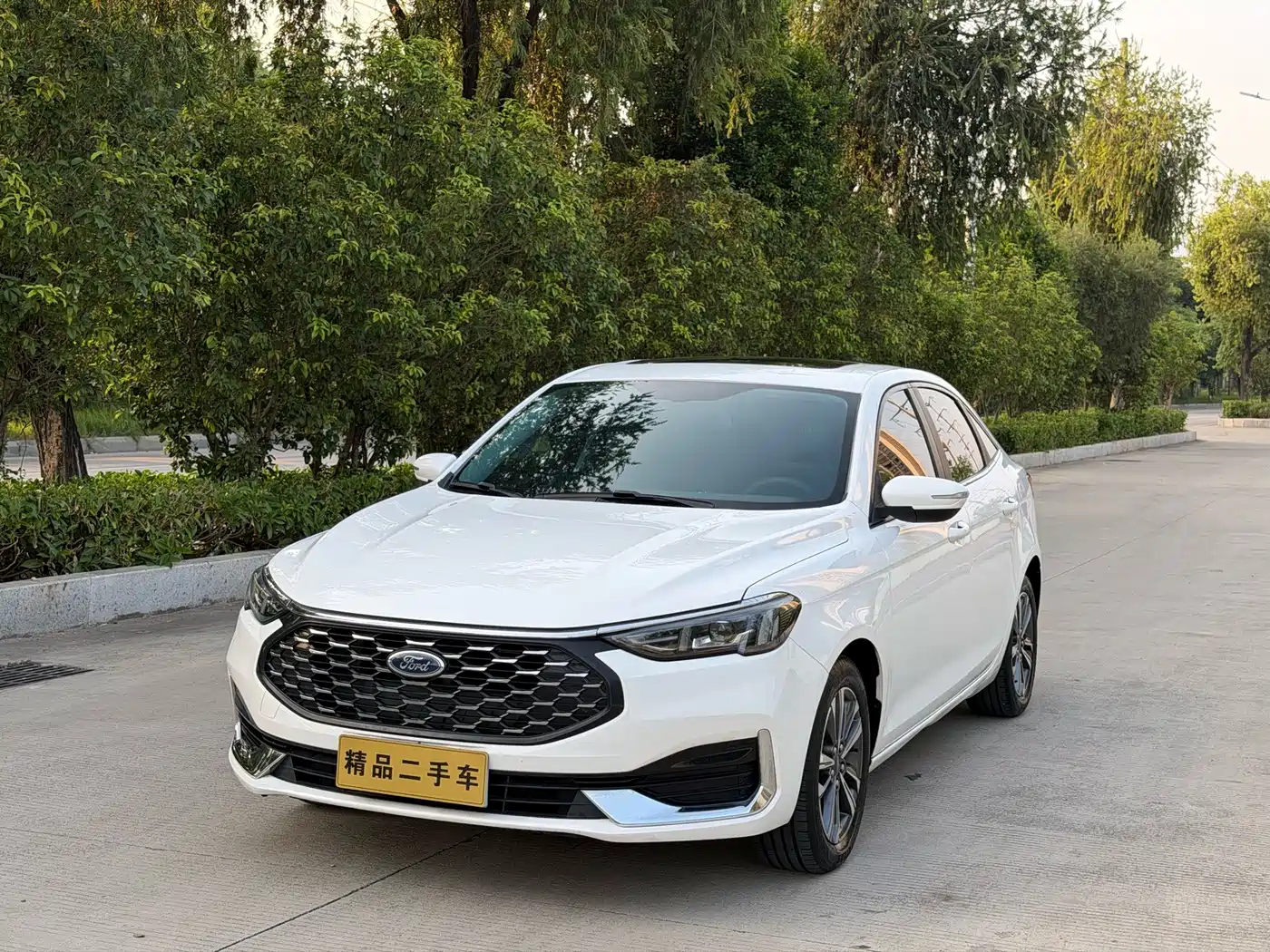 2022 Ford Escort