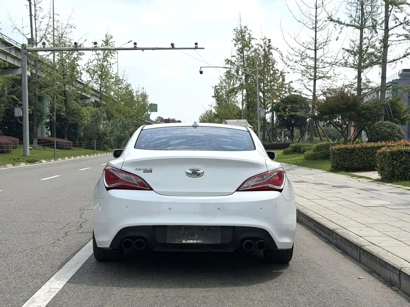 Hyundai Genesis Coupe 2013 2012 2.0T Automatic Elegant Edition
