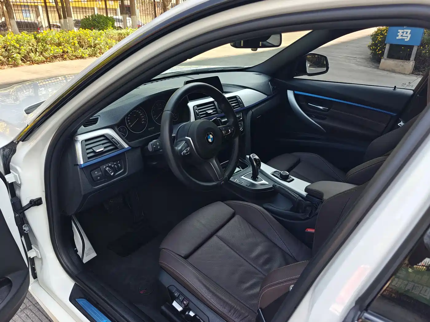 BMW 3 Series 2019 320i M Sport Package фото 5