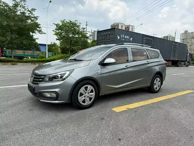 Baojun Baojun 310W 2017 1.5L Manual Comfort China V