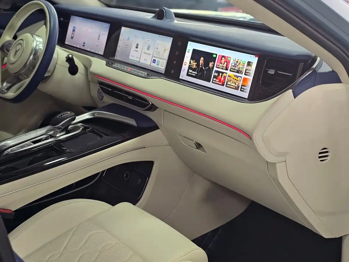 Voyah Auto VOYAH FREE 2021 2021 AWD Standard Range Extender Exclusive Luxury Package