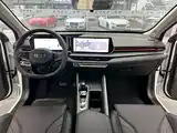 Photo 5 - Geely Binrui