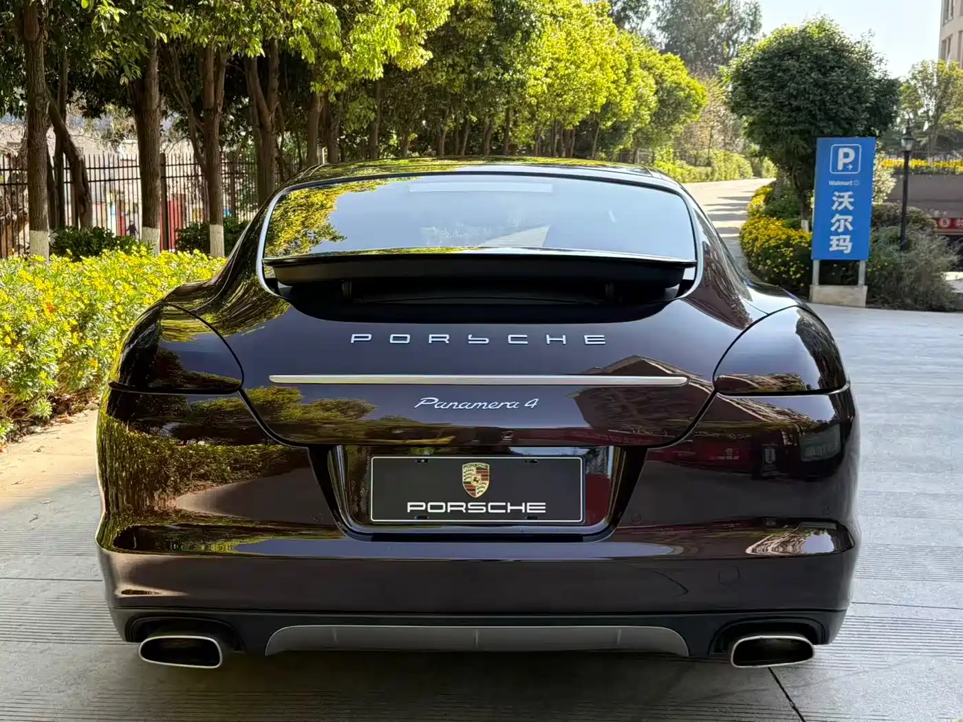 Porsche Panamera 2013 Panamera 4 Platinum Edition 3.6L фото 6