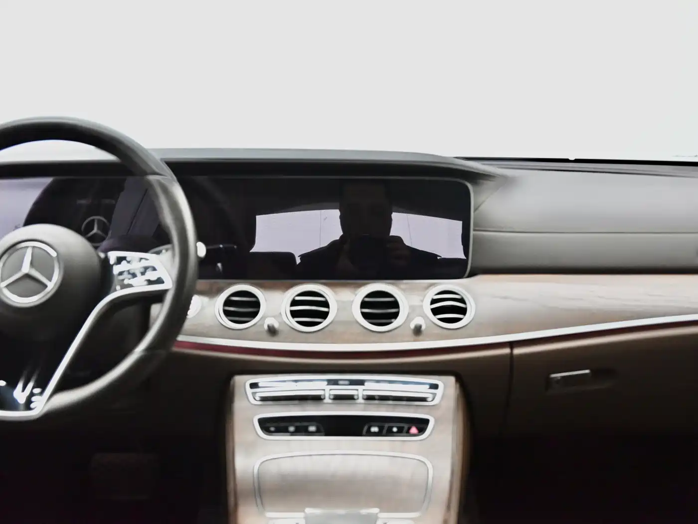 Mercedes-Benz E-Class 2022 Facelift E 300 L Luxury Style фото 50
