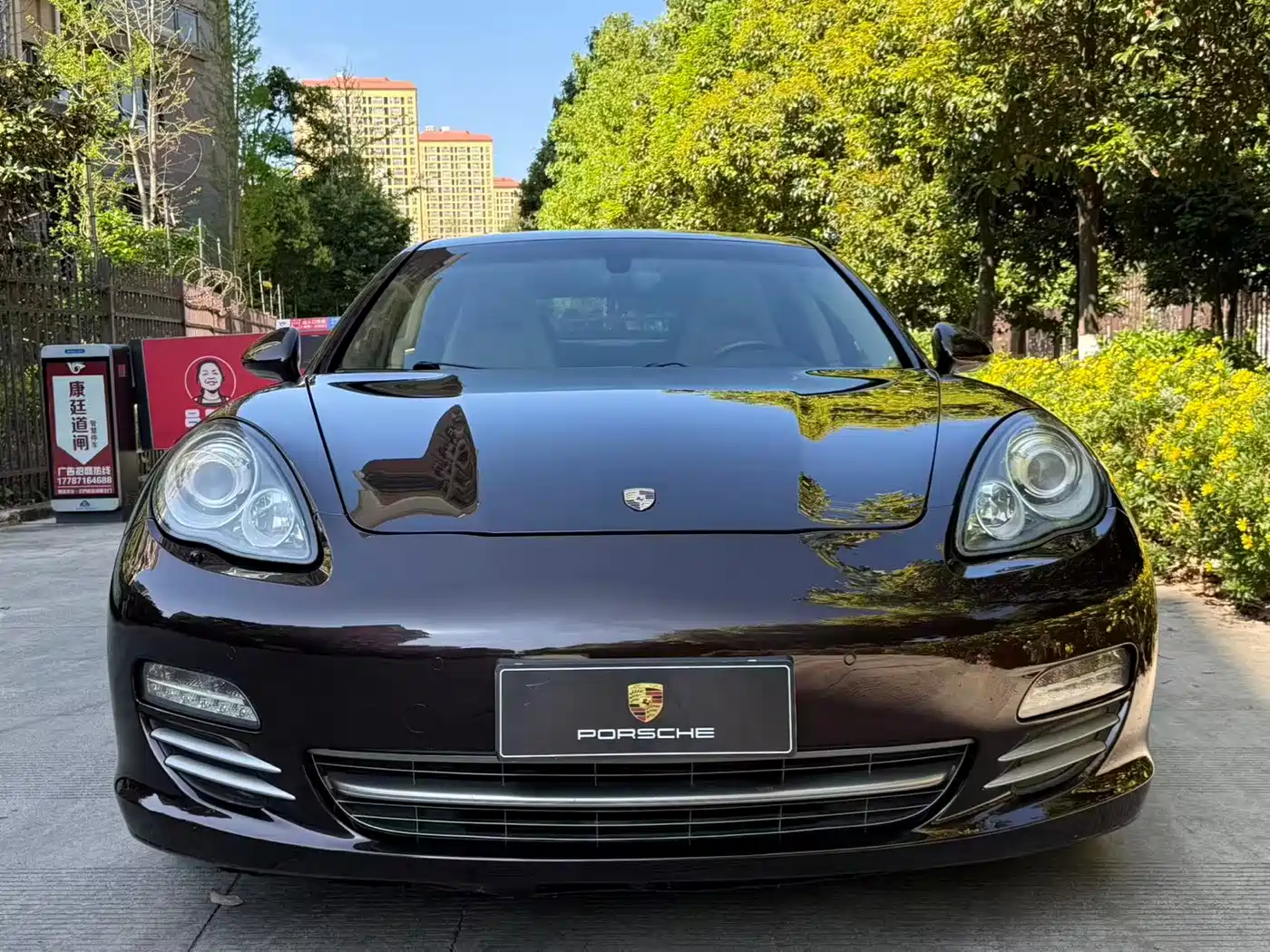 Porsche Panamera 2013 Panamera 4 Platinum Edition 3.6L фото 39