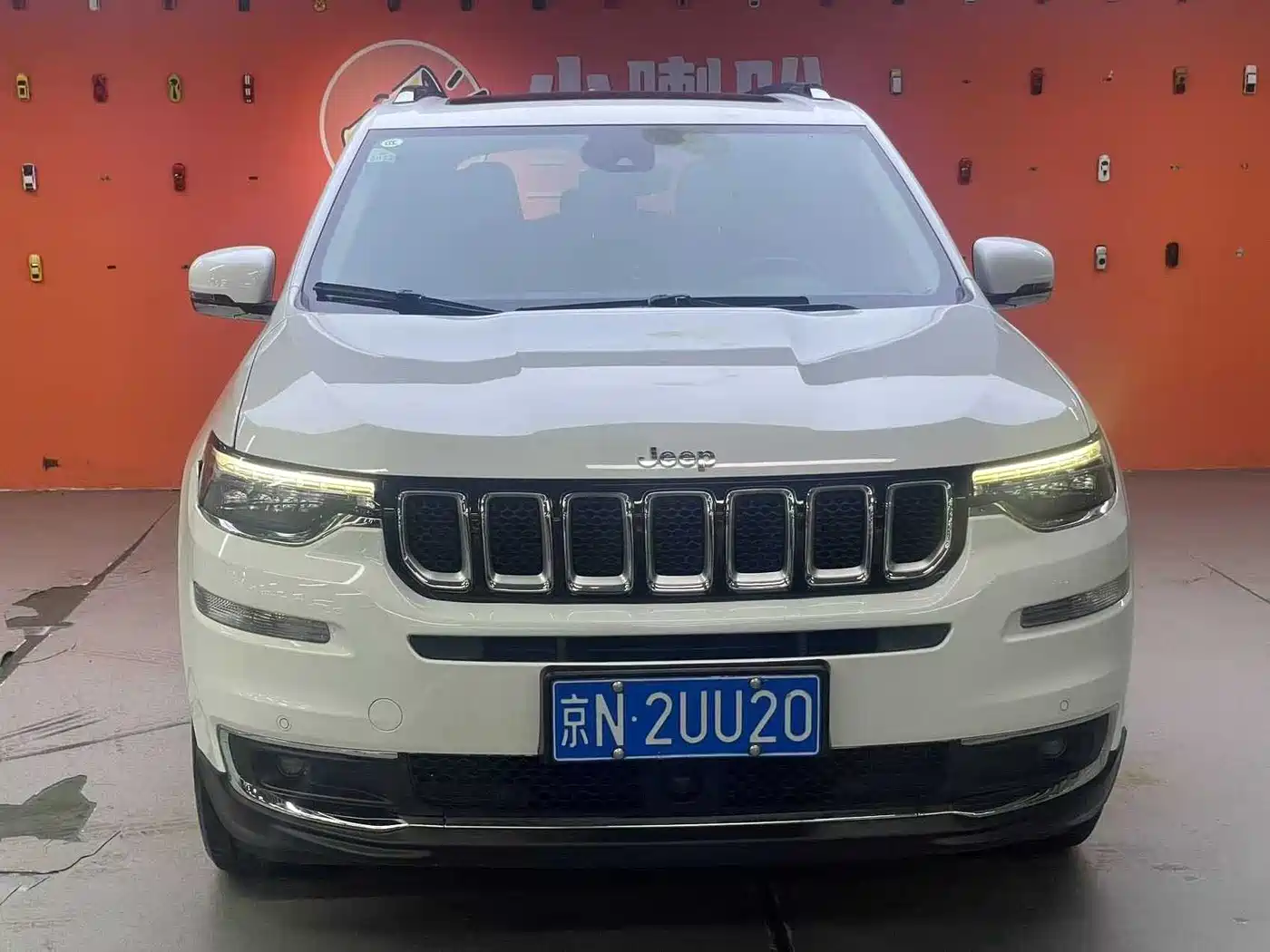 JEEP GRAND COMMANDER