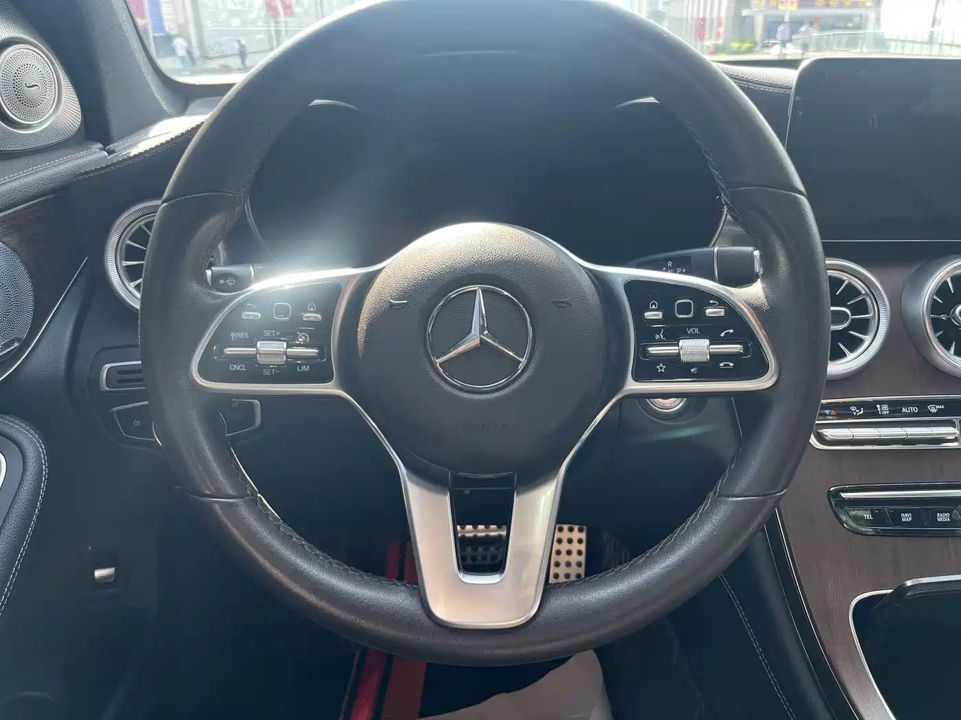 Mercedes-Benz GLC 2020 Facelift GLC 300 L 4MATIC Dynamic фото 5