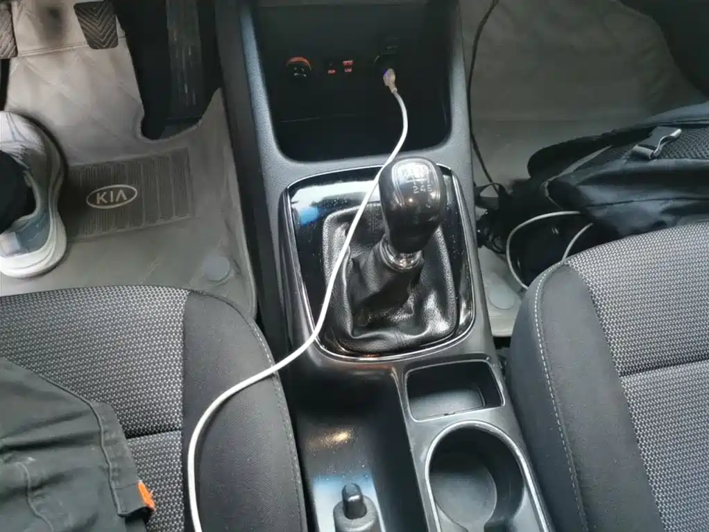 Kia K3 2016 1.6L Manual GL фото 14