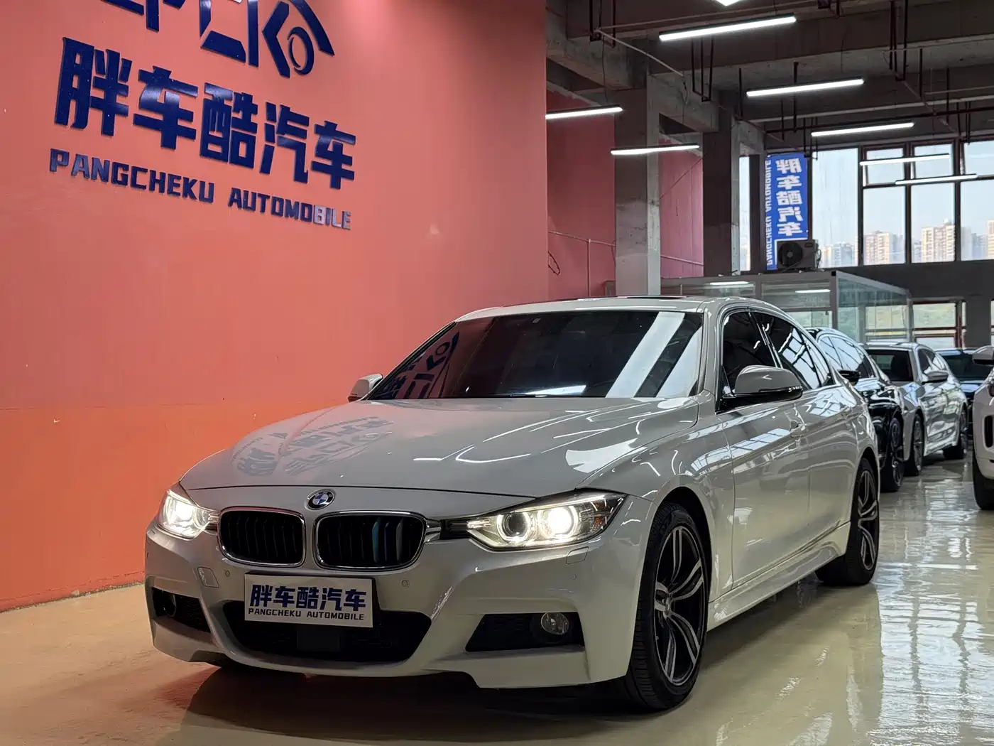 BMW 3 Series 2014 328Li Fashion