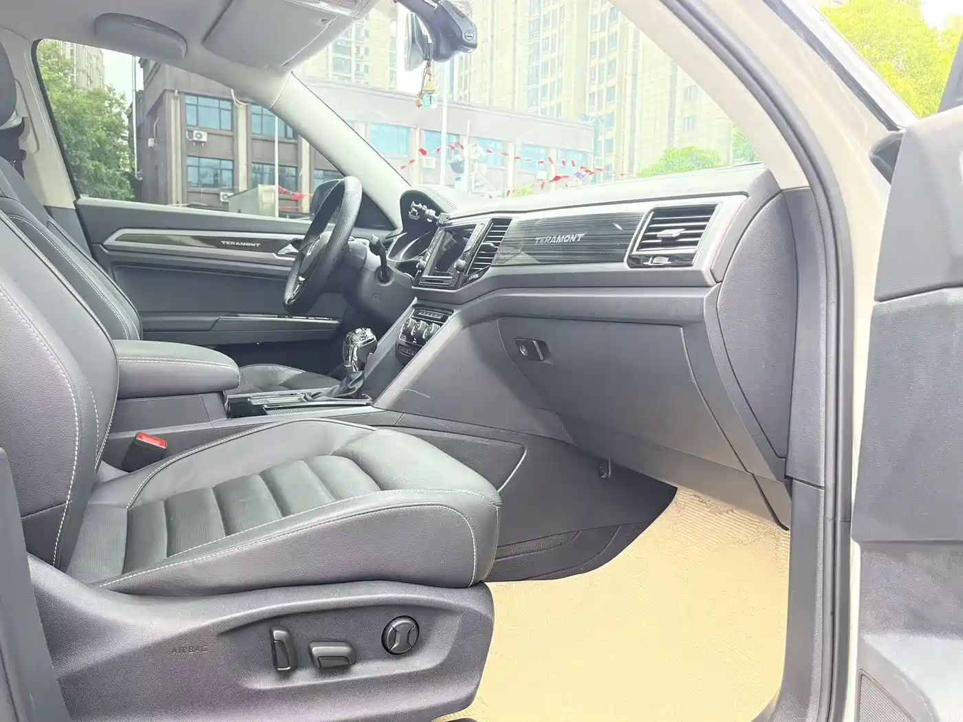 Volkswagen Teramont 2017 330TSI 2WD Luxury фото 15