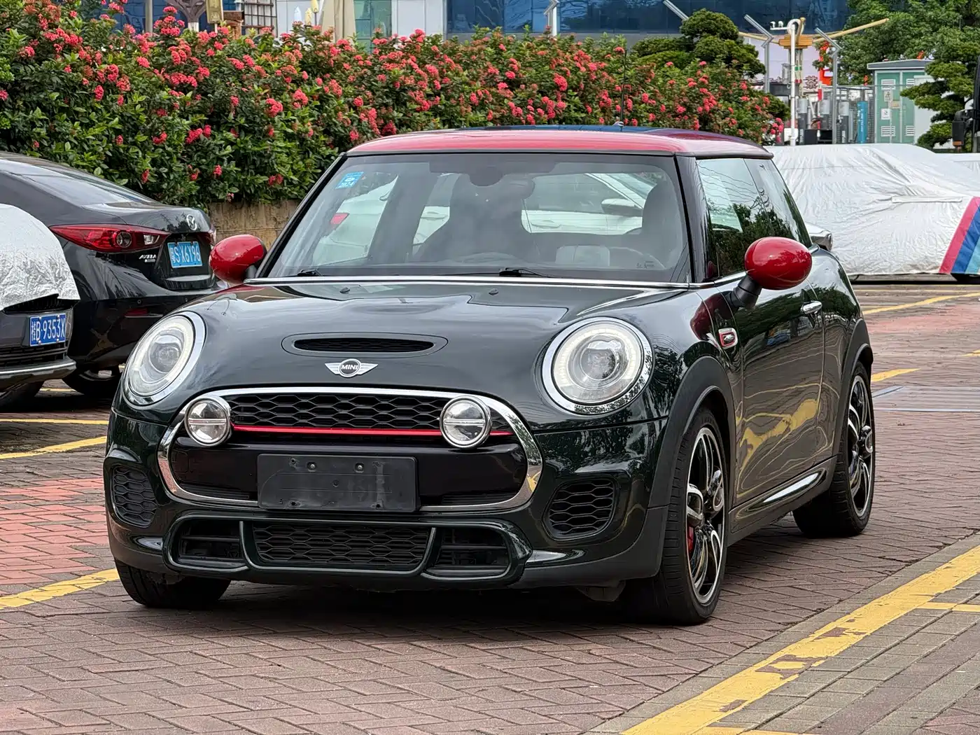Фото 1 - MINI JCW