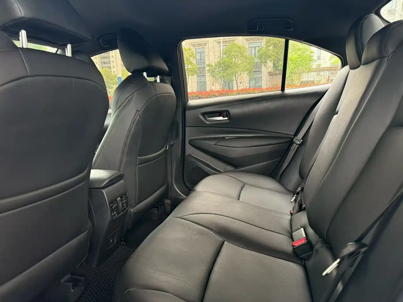 Toyota Levin 2022 TNGA 1.5L CVT Progressive Edition фото 5