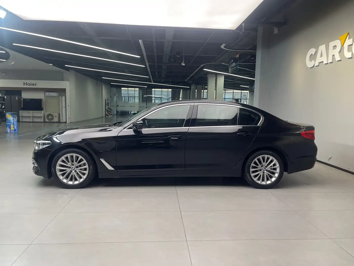 BMW 5 Series 2020 530Li Leading Luxury Package фото 8