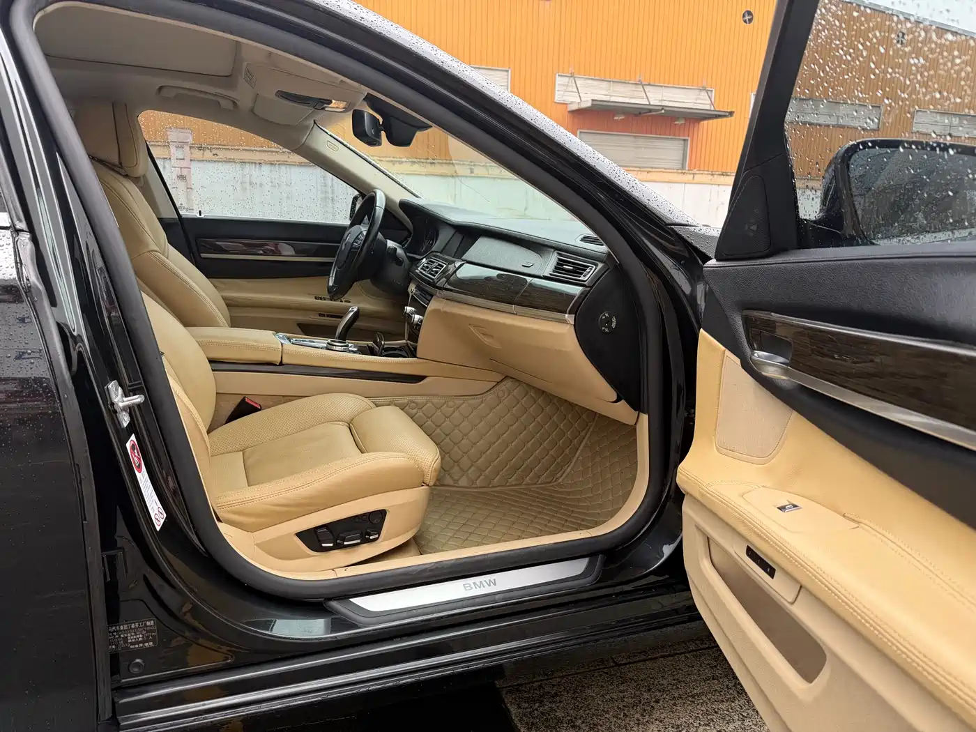 BMW 7 Series 2011 740Li Steinway Limited Edition фото 8