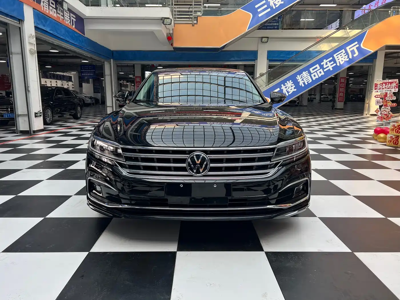 Volkswagen Phideon 2021 380TSI Luxury Edition фото 2