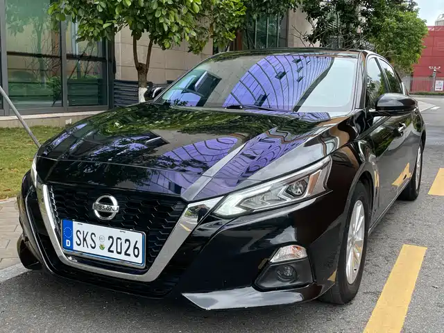 NISSAN TEANA