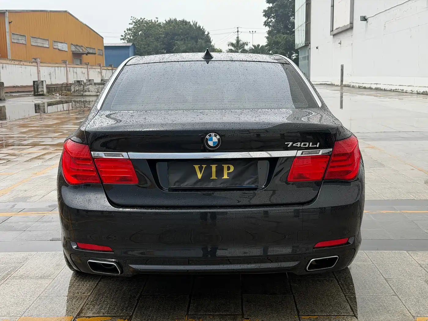 BMW 7 Series 2011 740Li Steinway Limited Edition фото 4