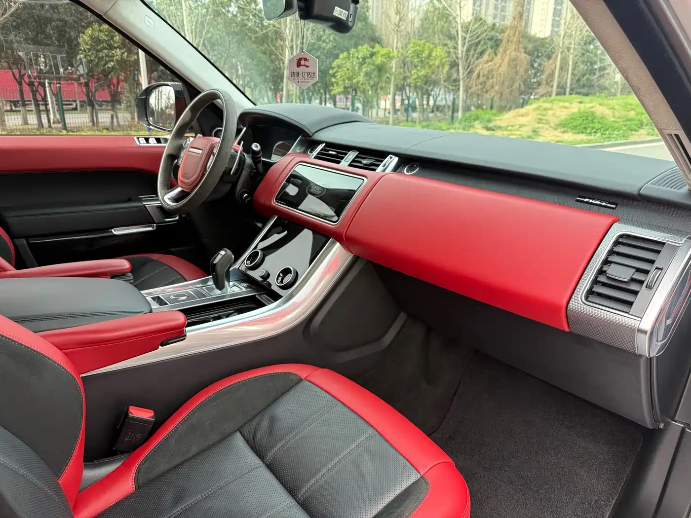Land Rover Range Rover Sport 2021 3.0 L6 HST фото 12