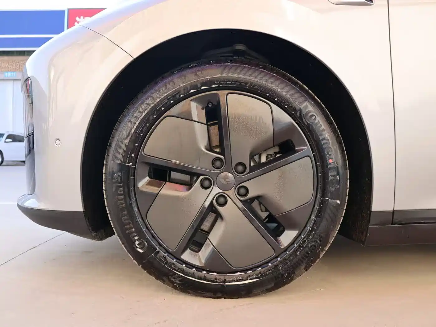 Li Auto Li i8 2025 Standard Edition фото 4