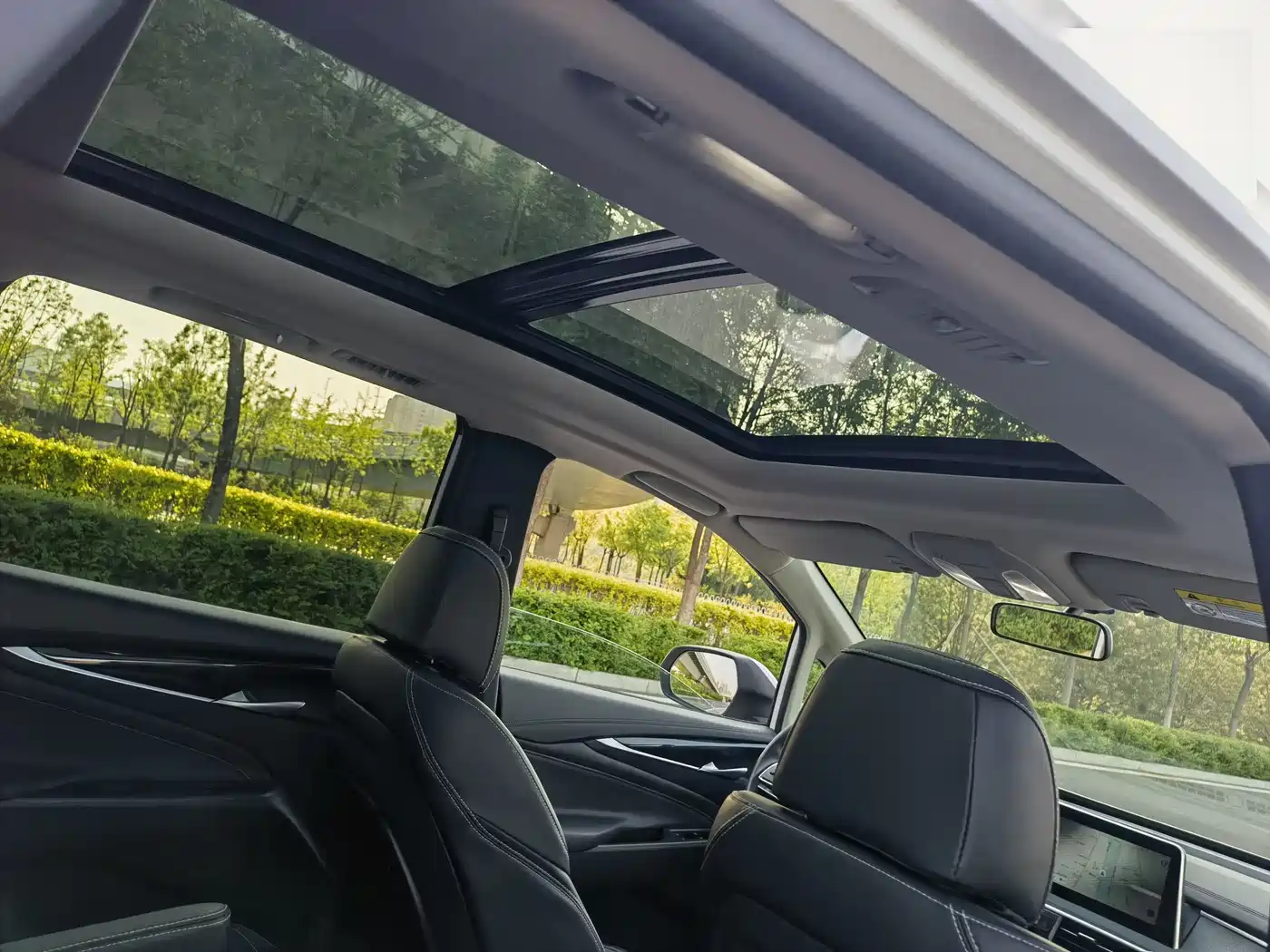 SAIC Maxus Maxus G50 2023 PLUS 1.5T Automatic Escort Edition фото 9