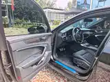 Фото 6 - Audi A6L