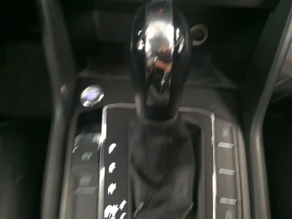 VOLKSWAGEN TUYUE