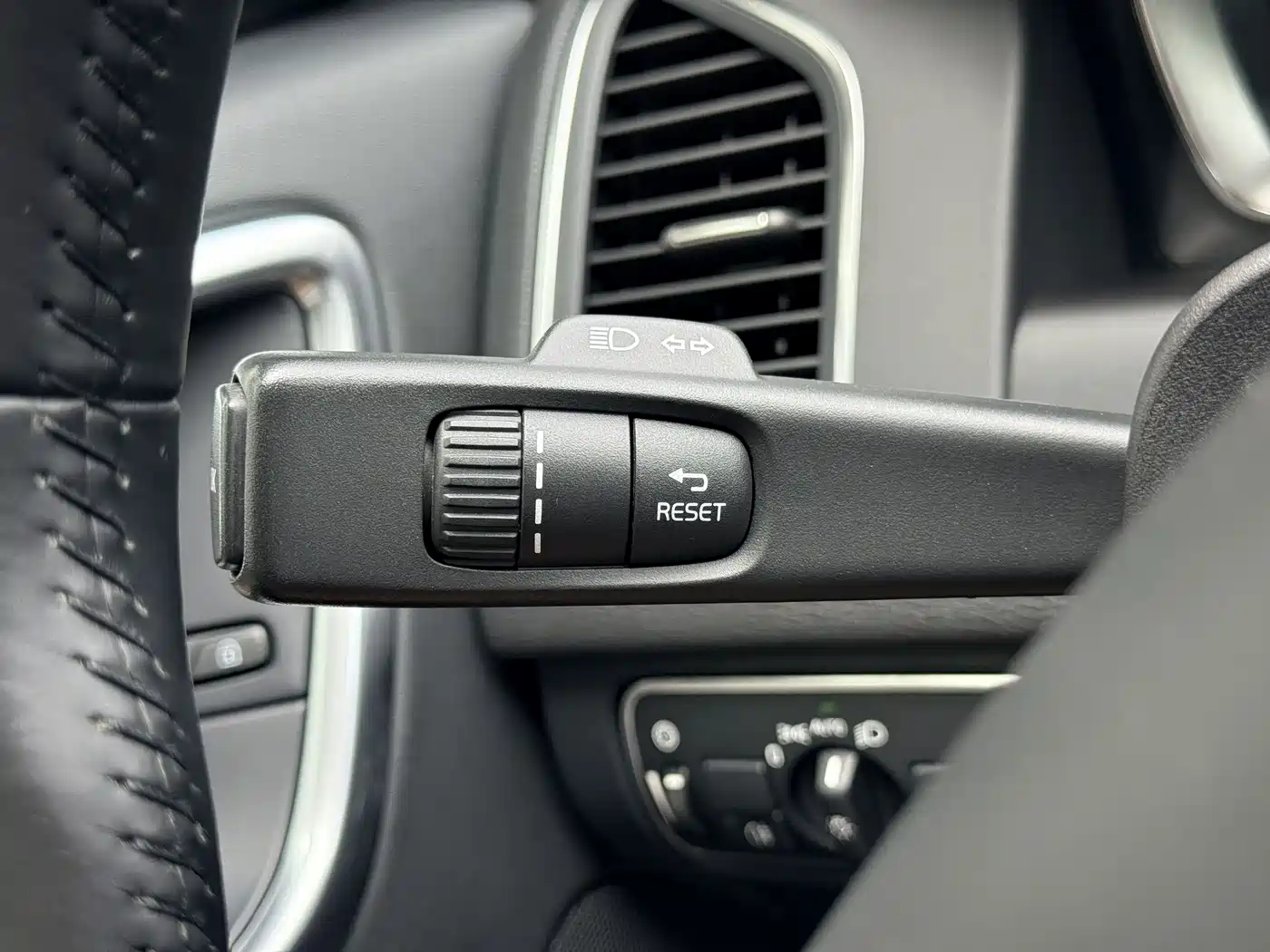 Photo 17 - Volvo XC60 (Import)